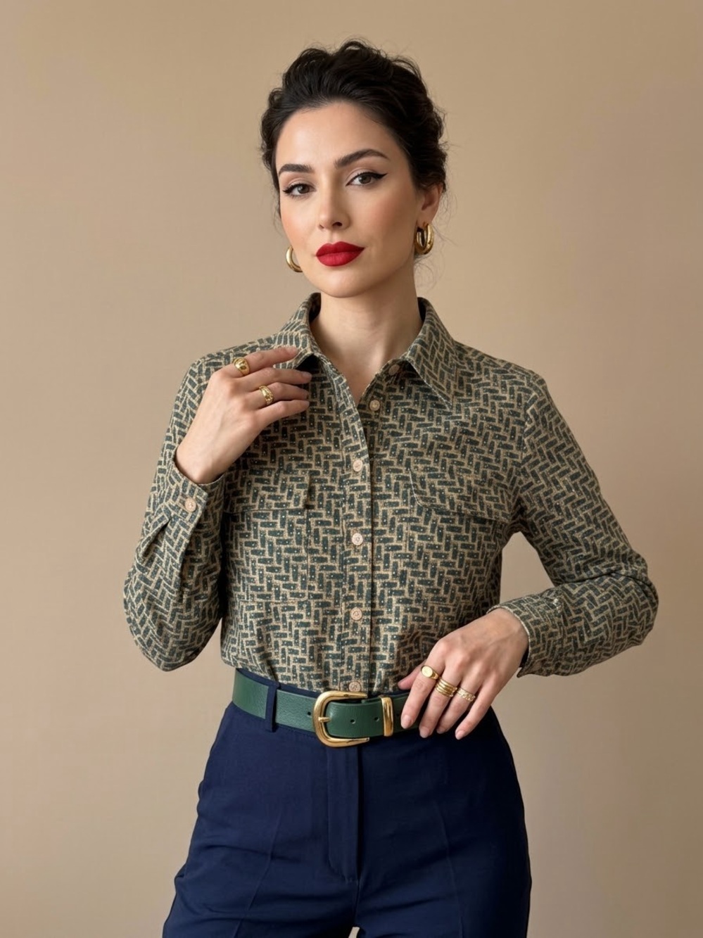 Vintage 70s Panther Novelty Belt Print Button Down Shirt Blouse S